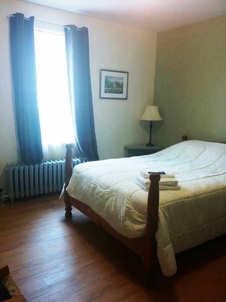 Auberge Du Presbytere De Riviere-Eternite Riviere Eternite Exteriör bild